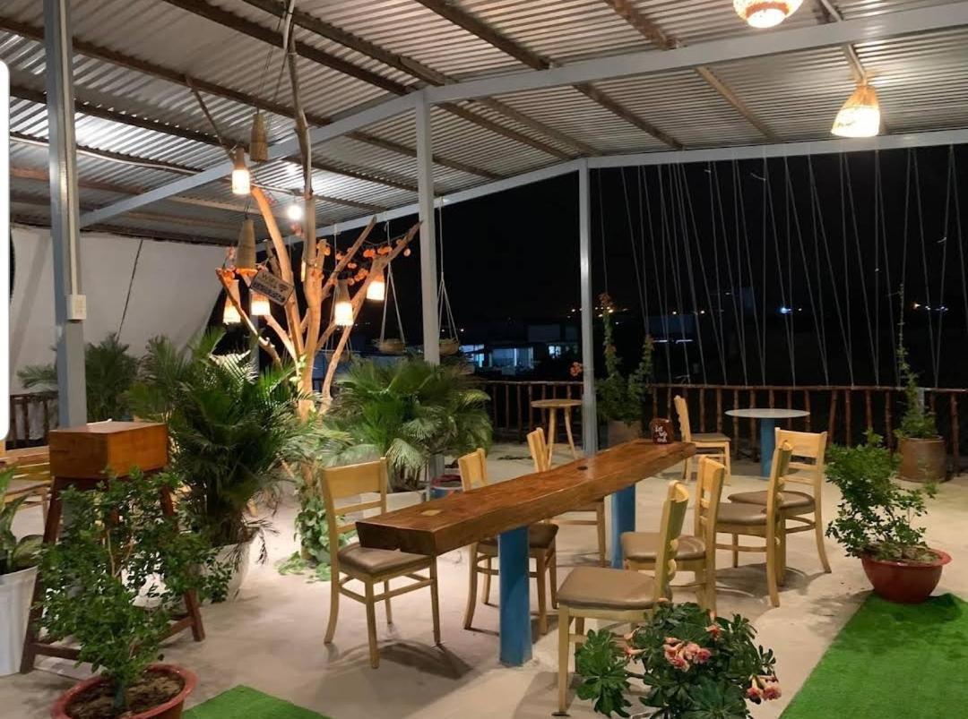 Kiwi'S Homestay & Cafe Phan Thiết Buitenkant foto